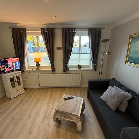 Ferienwohnung „Ole Karkenwech“ Husum-Roedemis Хузум Экстерьер фото
